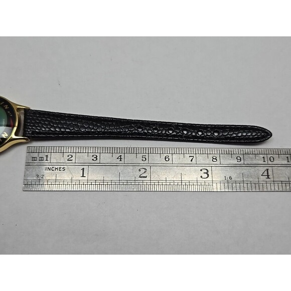 Womens Nike Air Mood Watch Green Color Changing Dial Gold Tone New Battery USA - Picture 7 of 11